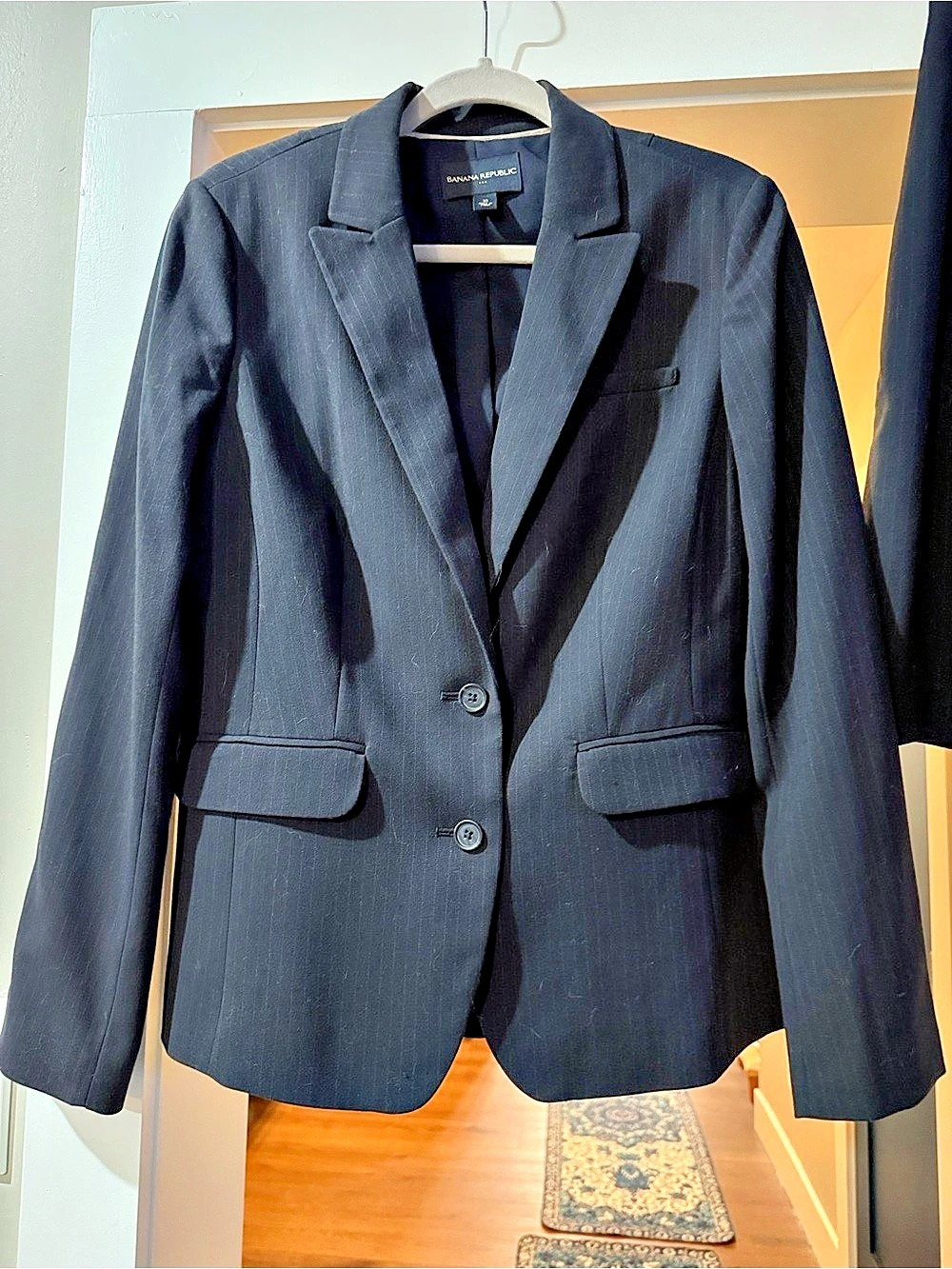 Banana Republic Women's Navy Pinstripe Suit with Blazer Size 10 and skirt size 1